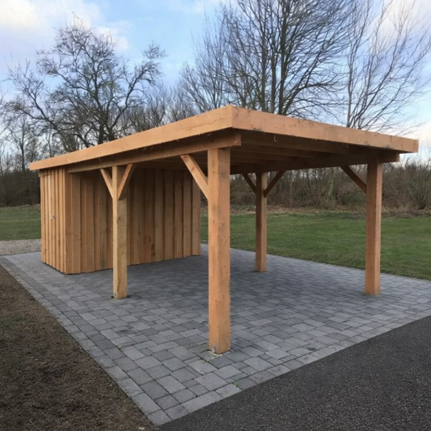 Carport med ensidet tagh�ldning