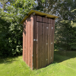 Muldtoilet med kalmarbr�dder