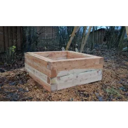 Hjbed i lrketr 1x1m. Leveres usamlet