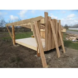 Oksbl Shelteret er et godt shelter som passer godt ind i bde haven og i naturen.