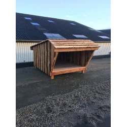 Smt og rummeligt Vi i Naturen Shelter i samlest i samlest. - P Blvand strand